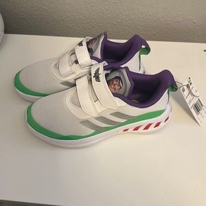 adidas Boy's Super Buzz shoes